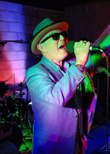 Sean — Vocals & Guitar